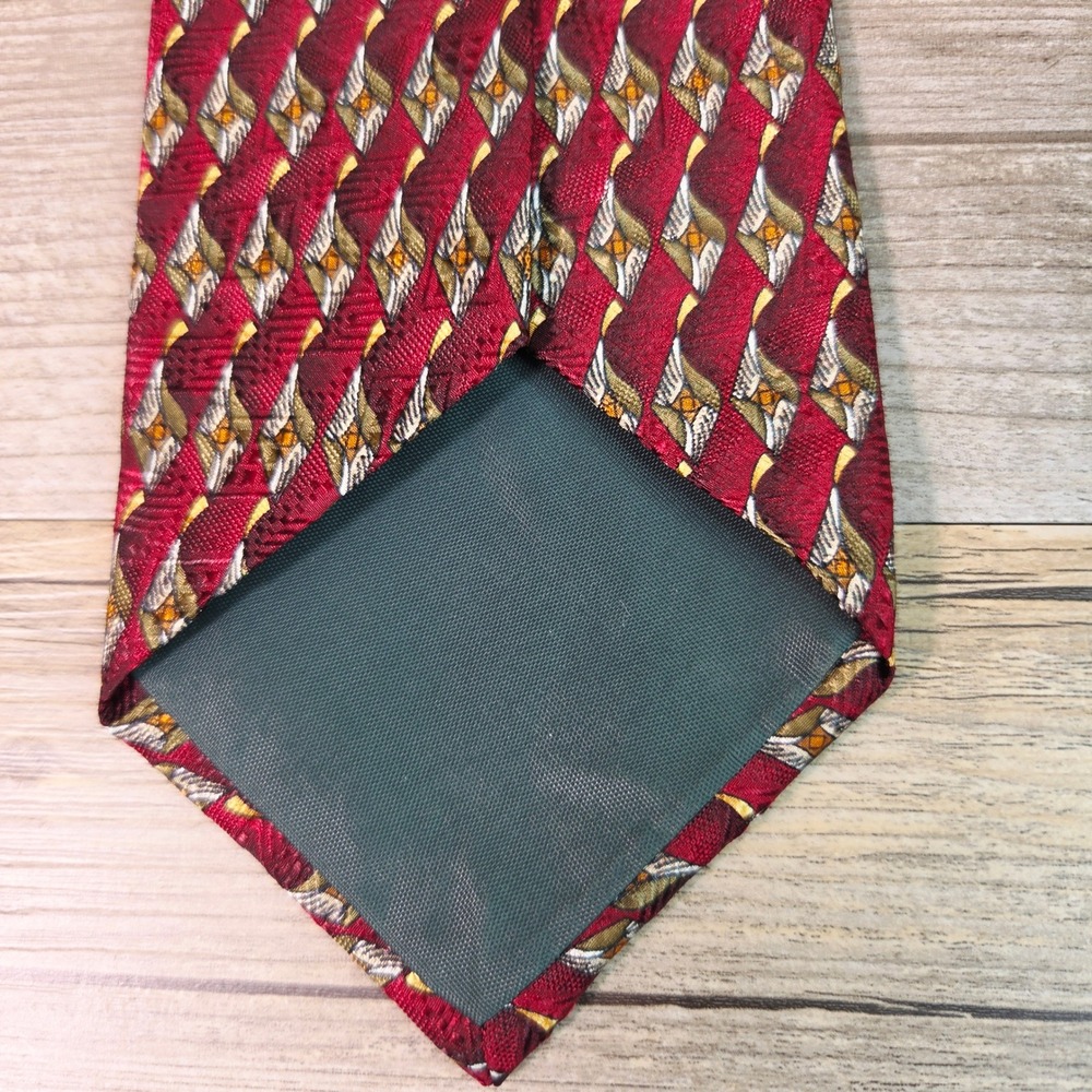 Tom James Corporate Image Silk Tie Mens Burgundy Geometric Diamond Red Tie USA - Picture 4 of 7
